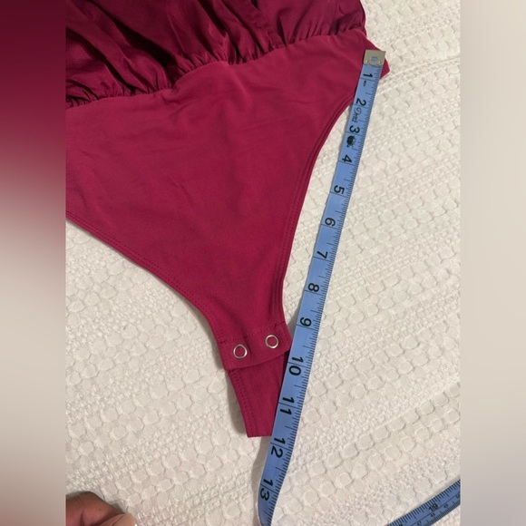 Express Fuchsia Sleeveless Bodysuit - Picture 3 of 8